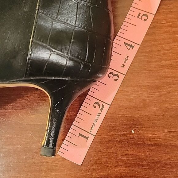 WHBM Elegant Black Ankle Boots SZ 9 - Picture 6 of 6